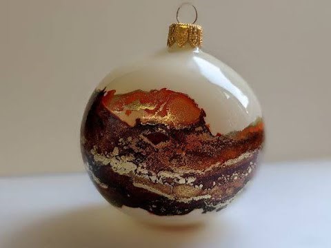 Alcohol Ink Baubles tutorial