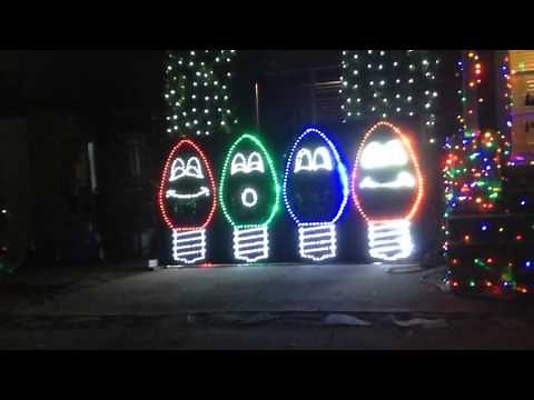 Christmas Singing Light Bulbs