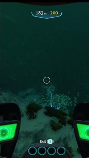 never table out in subnatica | twitch in bio | #twitchclips #gaming #subnautica