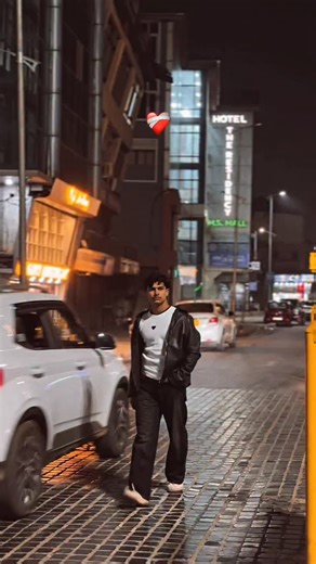 Instagram video by Hasan Qureshi • Jan 3, 2026 at 8:23 AM