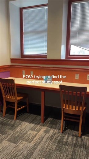 Let us know in the comments where your favorite study spot is! 👀