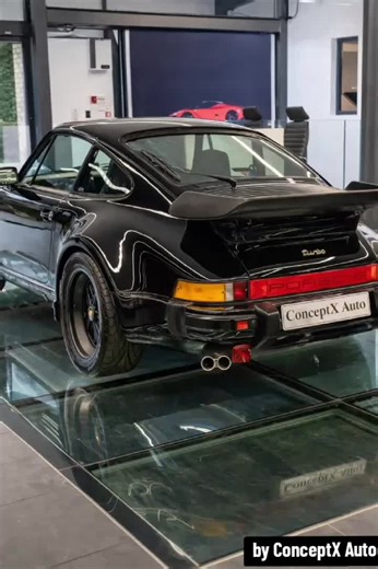 Porsche 911: Unveiling Futuristic Vintage Garage Supercars