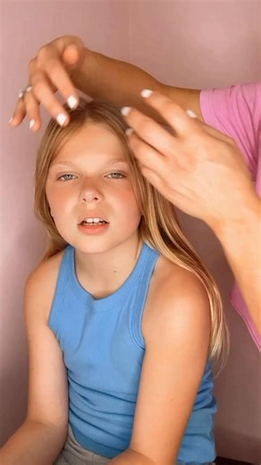 Easy half up half down hairstyle | Mom Generations