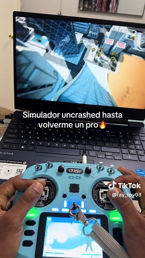 Mastering FPV with Uncrashed Simulator