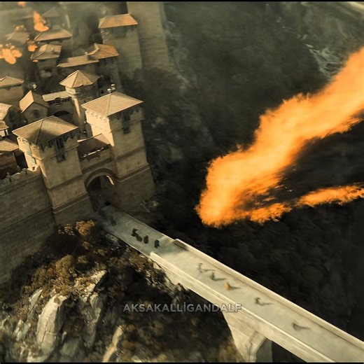 MİTHRANDİR on Instagram: "The End of Dale! Smaug Destroys Everything with Fire! The city of Dale is engulfed in flames by the terrifying dragon Smaug! 🐉 Watch Thorin and the dwarves try to save Dale as Smaug’s fire consumes everything in this epic scene. Don’t miss one of the most unforgettable moments in Middle-earth, full of battles, drama, and dragon fury from The Hobbit and Lord of the Rings universe! 🔥 Epic dragon battles! Must watch for fantasy lovers! #TheHobbit #TheHobbitAnUnexpectedJo