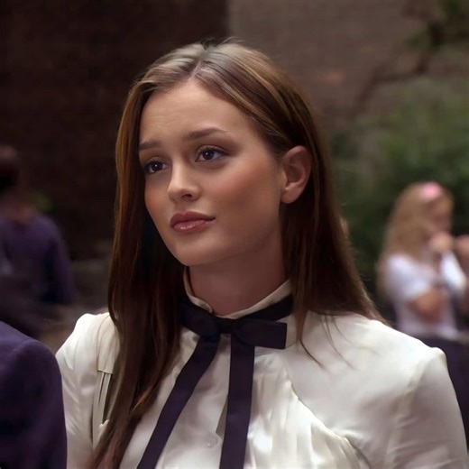 Blair Waldorf embodied timeless elegance, power, beauty, confidence, and iconic style #blairwaldorf #LeightonMeester #itgirl