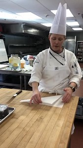 354K views · 5.4K reactions | Master the Art of the Cornet!  Ever wondered how to make a cornet so strong it can hold water?  Precision and technique make all the difference! Watch this pro tip from ICE Culinary and take your pastry skills to the next level. ✨ Tag a pastry chef who needs to see this!  #Cornet #PastryChef #PastryTips #CulinarySchool #ICEculinary #ChefsWork | Chefs Work | Facebook