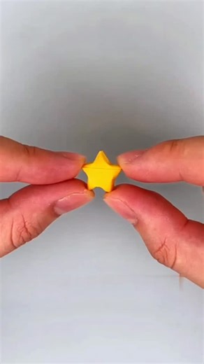 DIY Paper Craft on Instagram: "One Simple Trick to Make Infinite Paper Shapes #papercraft #origamihacks #diycrafts #learnoninstagram #crafttutorial"