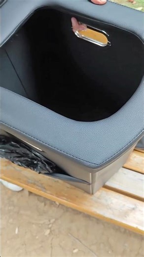 Portable toilets are used for camping in winter. #annkaty #campping #outdoor#diy