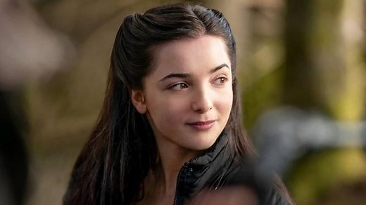 Outlander: Malva's Death Explained (& Who Killed Her In The Books)