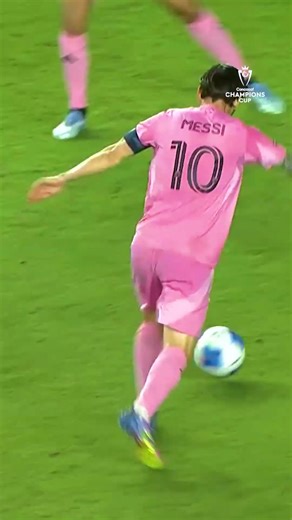 Unforgettable saves from the 2025 Champions Cup 🧤⭐️