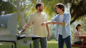 Sprint 4G LTE TV Spot, 'José Sprint continua apostando'