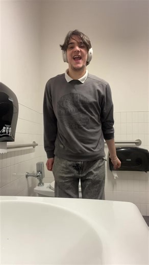 Original Oshins Choreography: Dance Like a Queen