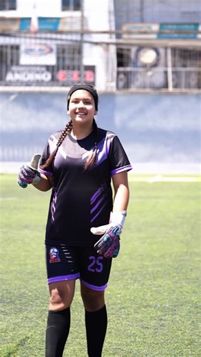 Carlos Marcillo | ¡Sofía, una de las mejores porteras de Antofagasta, serie 2014! 🧤🔥 Acá les dejamos un video personalizado donde su equipo vence a Cobreloa... | Instagram