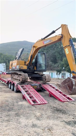 Scrap equipment (@scrap.equipment)’s videos with Welcome 2026 - Luna Bala