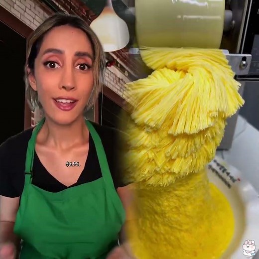 When customers just don’t know how to pay for stuff 😅 #barista #coffee #customer #sketchcomedy