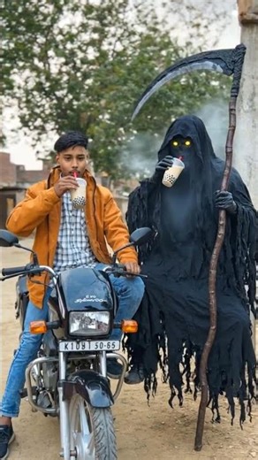 bhoot ke sath coffee Peete hue the #india #bollywood #gadgets #explore #kelvinator#gadgetlover #song