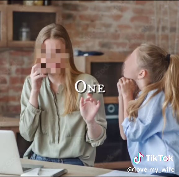 Cutting My Hair: The Wolf Cut Trend Explained