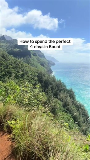 Kauai is nothing short of endless adventure and lush landscapes everywhere you go! Here’s how to spend the perfect 4 days exploring the island so you don’t miss any of Kauai’s stunning views! #kauai #hawaii #hawaiitravel #traveltip #travelitinerary