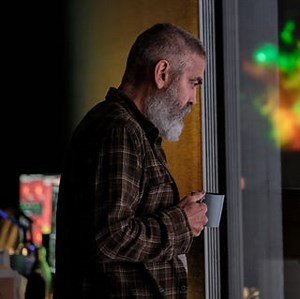 The Midnight Sky - Official Trailer - (Netflix)