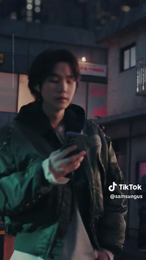 Experience Hi-Fi Sound with Galaxy Buds4 Pro