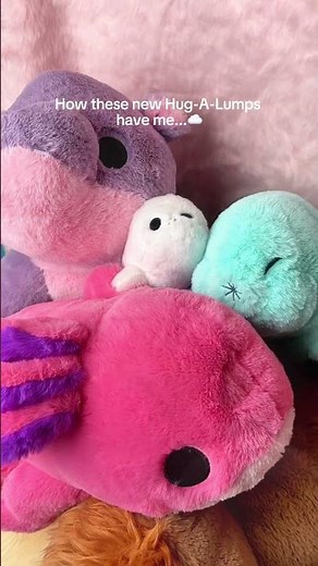 In plushie heaven with the new extra fluffy Hug-A-Lumps ☁️⭐️🧸