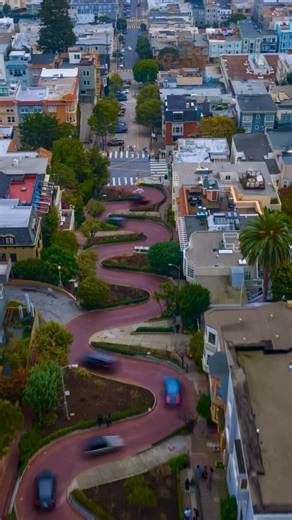 Eric Thurber on Instagram: "Cars flowing down Lombard street is always a sight to see. . . . #sanfrancisco #bayarea #lombardstreet #california"