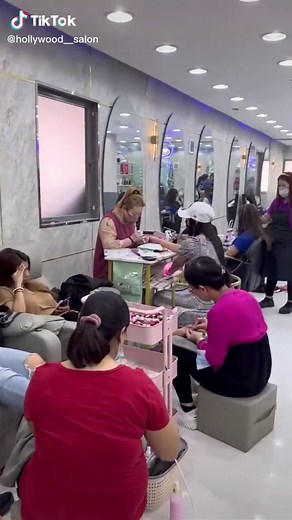 Hair Care Scenes at Hollywood Salon: A Visual Experience