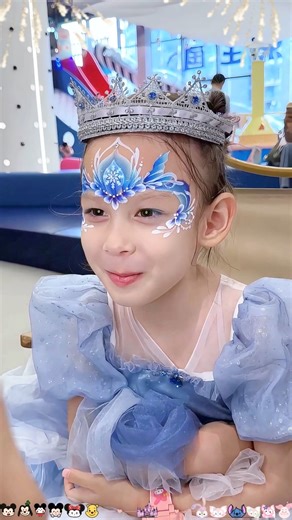 11K views · 152 reactions |  Painting an Elsa look for this little girl — it feels like a fairytale coming to life ❄️ Soft blues and shimmer, pure magic on her face  The best part? It’s easier than it looks! Learn a few simple one-stroke techniques, and you can bring fairytales to life too ✨ #FacePainting #ElsaDesign #CreativeSkill #OneStrokeArt #LearnToPaint #FairytaleVibes #ArtThatInspires | Anka Bella | Facebook