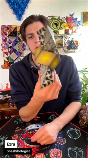 Fun in Motion Toys on Instagram: "Challenge your problem solving skills with Shashibo! Collecting and Connecting Shashibo offers infinite transformations to discover and master😎 Weaving is an incredible technique by which 2 or more Shashibo are magnetically and geometrically intertwined🤩 Can you master the shape-shifting box? #shashibo #shapeshiftingbox #collectandconnect #funinmotiontoys #learnandplay #educationaltoys #momapproved #stemtoys #screenfreeplay #momtok #giftideas #bestgift #spooky