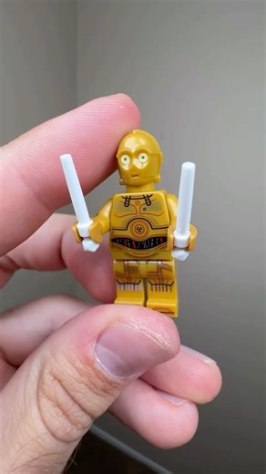 Harri on Instagram: "The WEIRDEST Design In LEGO's Most Expensive Set 🤔 Thank you to LEGO for sending over these sets early for review! #gifted #rlfm #review #75419 #40771"