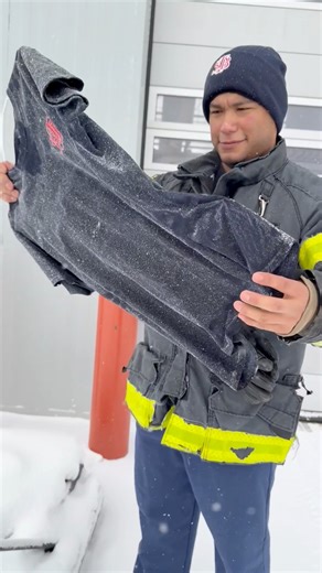 Yes, it’s THAT cold out 🥶 Stay safe this weekend, South Bend. [Video description: firefighter freezing a wet t-shirt outside.] | South Bend Fire Department