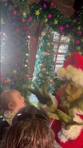 The Grinch makes a baby cry 🤣🥹 (🎥: Collab)