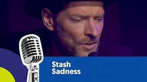 33K views · 496 reactions | Prachtig! 殺 Stash bracht zijn greatest hit 'Sadness' helemaal live en in een nieuw jasje bij Raf & Rani.   #alltheway | JOE - België | Facebook