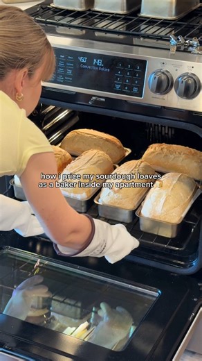 jess stewart | micro bakery girl on Instagram: "here’s my simple sourdough loaf pricing formula 💛 (ingredients + packaging + labor) × 3 = your sourdough price this formula helps you cover your costs and pay yourself fairly as a home baker. here’s how it looks in real life: i value my baking time at $25/hour, which is what i recommend new bakers start with too. when i bake sourdough, i batch multiple loaves at once (usually 6–12), and the total hands-on time for a full batch is about 40–60 minut