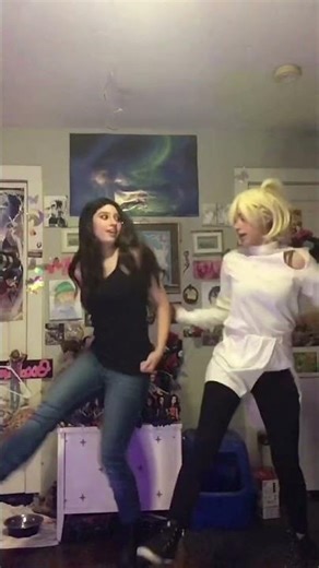 [Alien Stage Cosplay] love this cute dance (Hyuna and Luka)