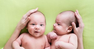 What is the average size of a newborn baby in Australia?