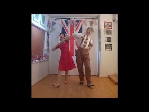 How to dance The Lambeth Walk