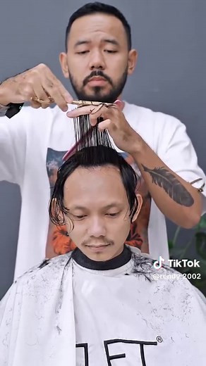 Gaya Rambut Pria: Potongan Two Block dan Tips Cukur