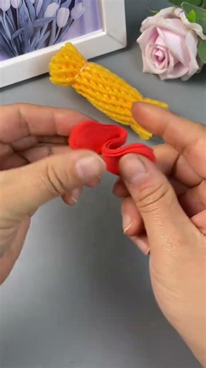 Don’t throw them away together on Fruit Net to make mini candied haws handicrafts that children