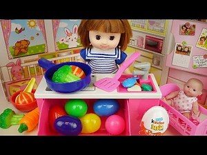 Baby doll Kitchen and Surprise eggs kinder joy, food toys play