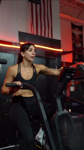 There’s a different kind of strength that walks into Sonny’s… Not the kind you measure in pounds, plates, or how fast you can throw a combo. I’m talking about the strength that shows up on the days life feels heavy… The strength that laces up gloves even when confidence is low… The strength that refuses to shrink when the world tells you to “tone it down.” At Sonny’s, our women don’t just work out. They transform. They find that fire. They build confidence punch by punch, round by round. You can