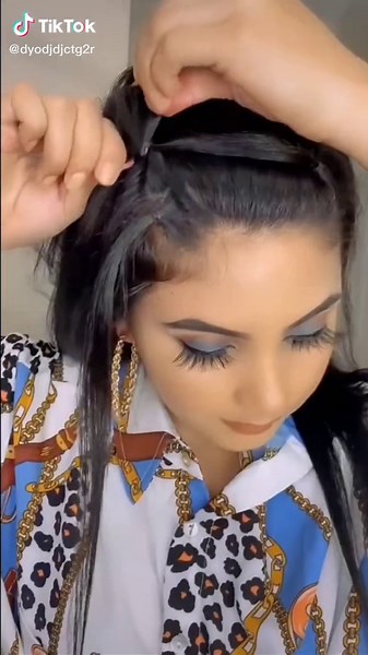 Create Stunning Hairstyles with Small Accessories