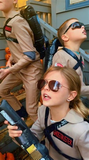 Ghostbusters, ￼costumes in the books !! #ghostbuster #ghostphotoshoot #ghostbusterscostume #familycostumes #familyfun | Rae Hart-Posey