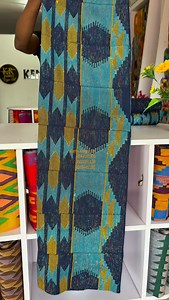 “Simply blue-tiful.”😃💙🩵 Available in: 4 yards pattern with 2 yards plain pickup or delivery 🛵? We are more than ready to serve Locate us at Adenta Rowi junction, close to Papa’s pizza, Accra , Ghana ☎️0244121745 0533361100 0207442196 | Kente reigns