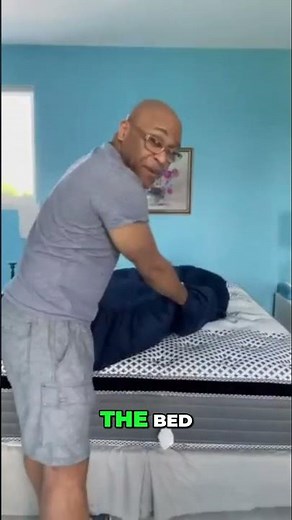 How to Put On a Fitted Sheet the Right Way