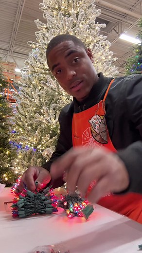 What is the clear bulb with red tip Christmas lights? These make holiday lights blink, and twinkle. Let me show you something this is a video. Make sure Clear, Multi-Colored, or any color incandescent that comes with a clear bulb with a red tip in the box. #christmas #christmastree #christmaslights #homedepot #deaf #howto #holiday #holidaychristmas