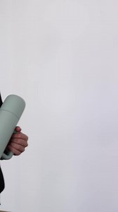 15K views · 48 reactions | ✨Introducing the Roam Bottle✨ Your ultimate companion for all your traveling and the on-the-go adventures. The Roam carries 36oz of your favorite hot or cold beverage, keeping it at the perfect temperature for hours. But that’s not all - it comes complete with two 12oz cups, made perfect for sharing. Stay refreshed and connected with the new Roam Bottle. Shop the collection today: simplemodern.com/pages/roam-bottle | Simple Modern | Facebook