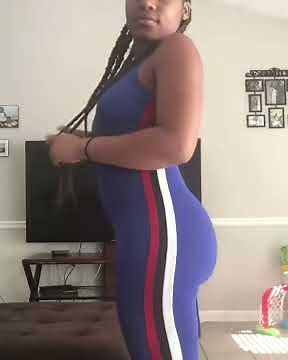 Queen_arri - show off(7)