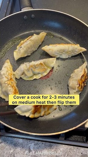 Snack time! Crispy dumplings
